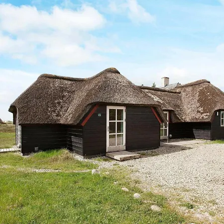 10 Person In Bl Vand Feriehus *