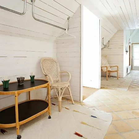Feriehus 10 Person In Bl Vand *